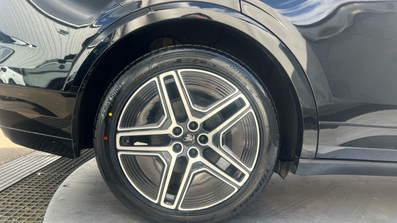 Ford Capri 210kW Premium 77kWh 5dr Auto Electric Estate